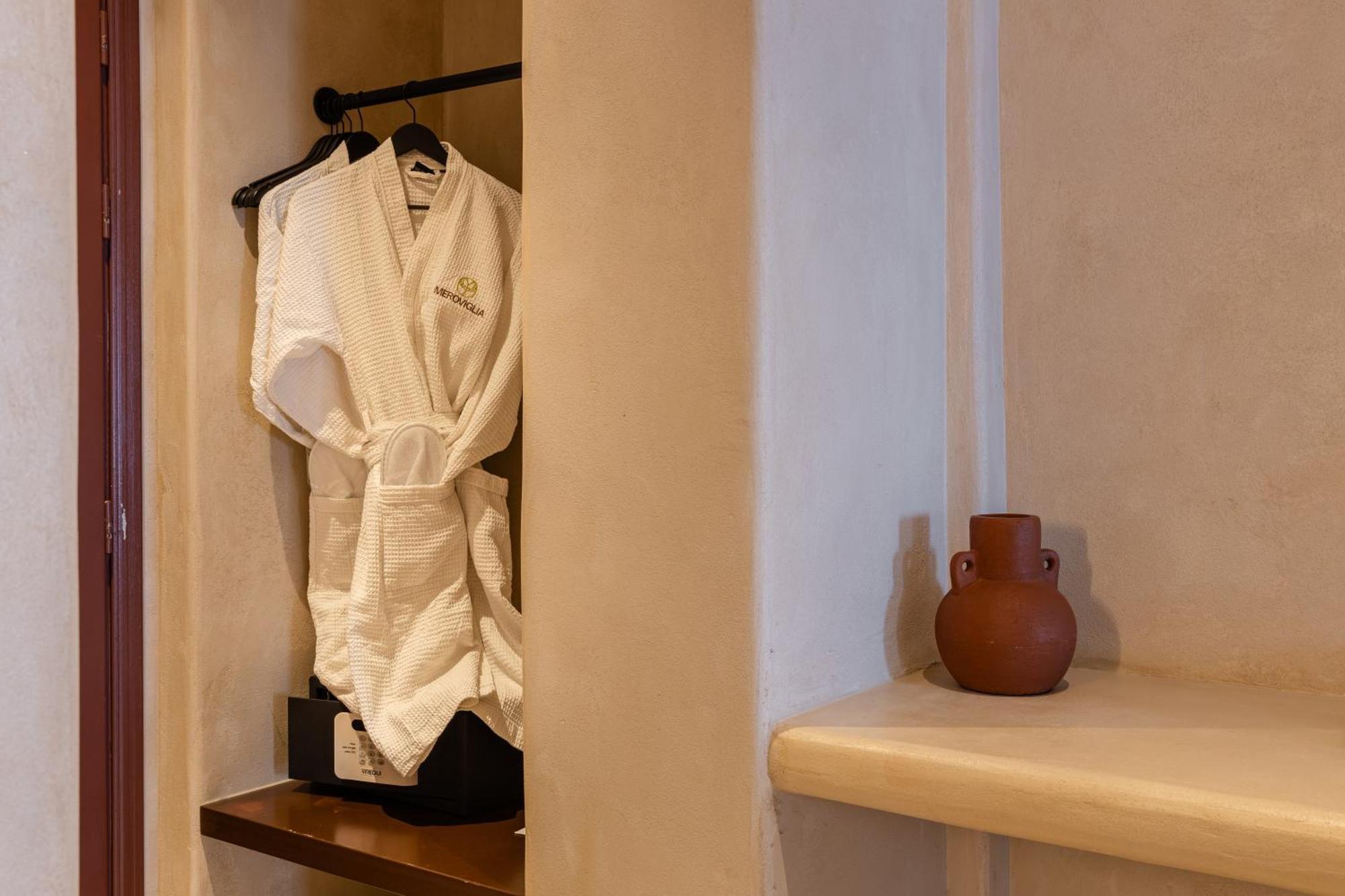 Meroviglia Boutique Hotel Imerovigli  Pokoj fotografie